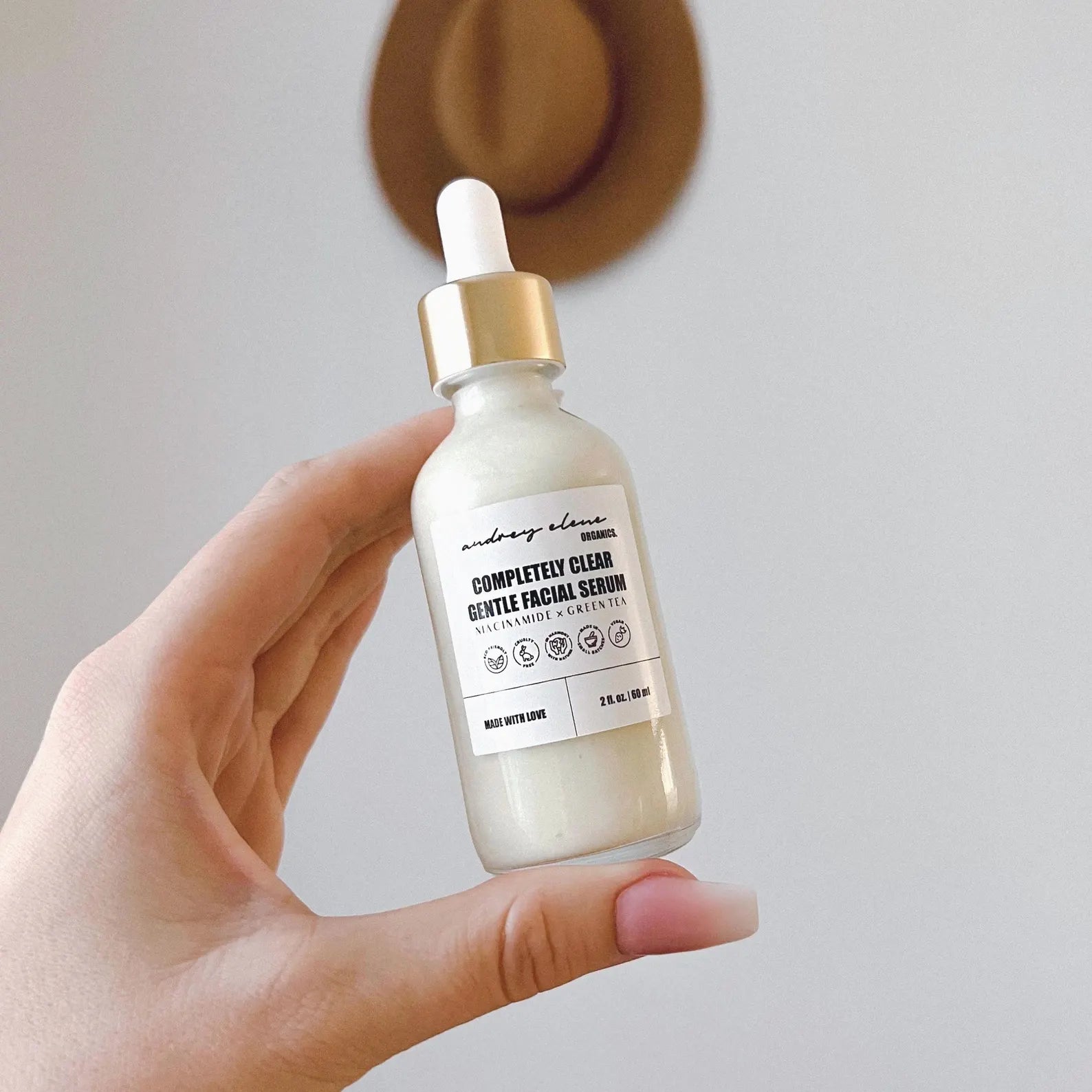 Organic Niacinamide and Green Tea Gentle Facial Serum – Clearing Face Serum for Oily, Acne-Prone Skin